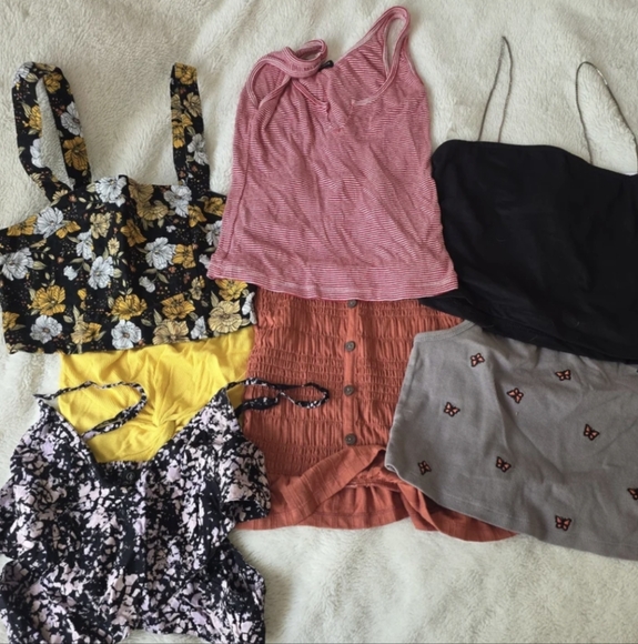 Crop Top Bundle - Picture 1 of 11